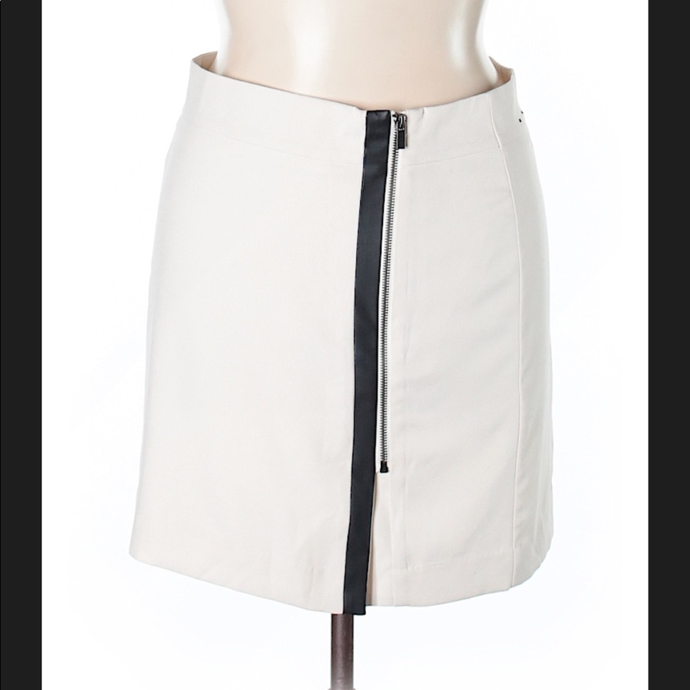 Banana Republic Casual Skirt
